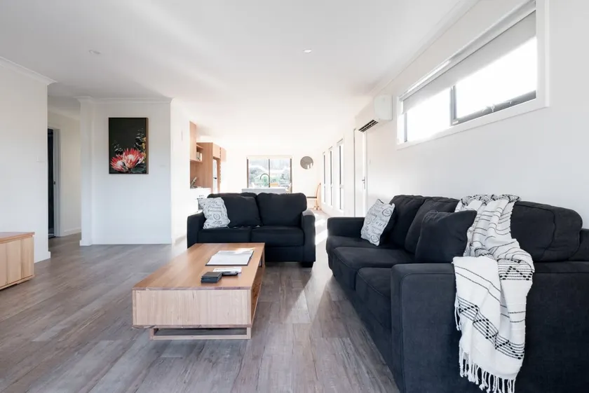 Modern & Convenient in Newstead - Image 1