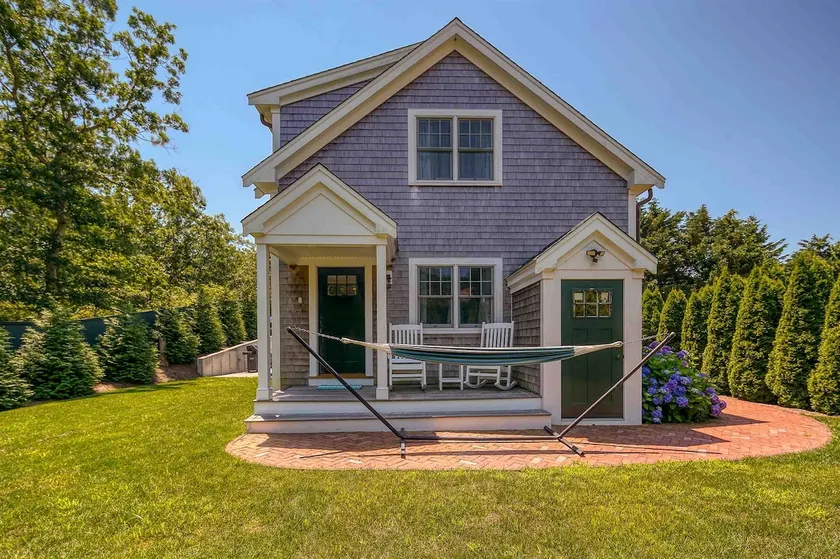 Pet-Friendly Edgartown Home | 2BR Near Trails - Image 1