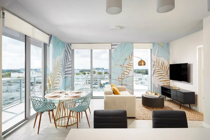 One Bdrm Penthouse With Bay & City Views! Miami - Image 1