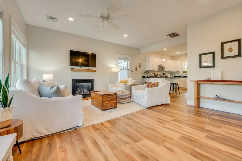 Stylish Arundel Cottage, 6 Mi to Dock Square! - Image 1