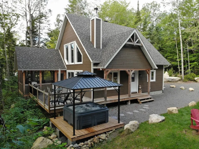 Chalet Spa Le Boréal, Chertsey - Image 1