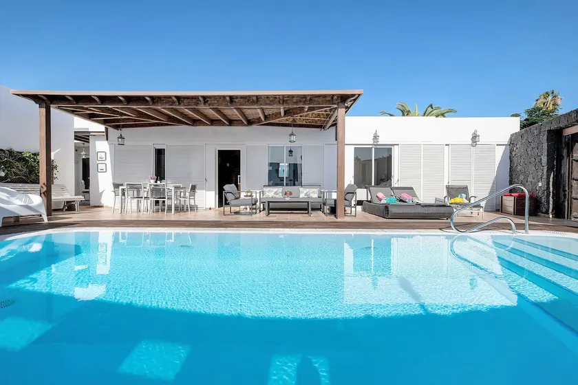 Villa Fae - Image 1
