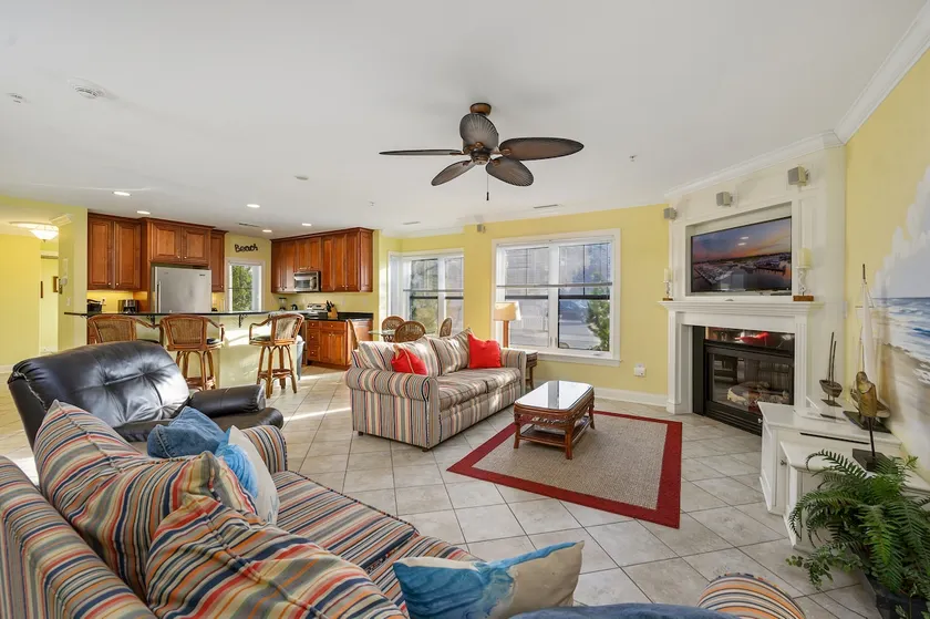 Belmont Towers Townhouse 8 by Seaside Vacations & Sales - Image 1