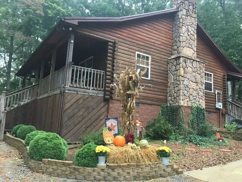TN State Parks Open! Hikes, Waterfalls, Firepits! - Image 1