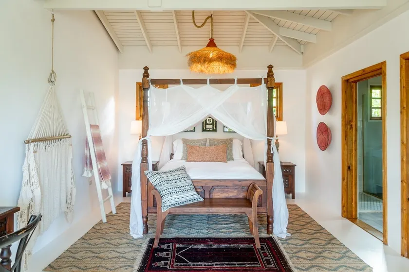 Private Villa and Monte Sagrado Reserve - Image 1