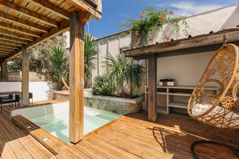Little Oasis - Apartment with private pool - Image 1