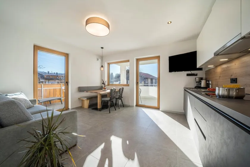 sunny apartment sunrise - Image 1