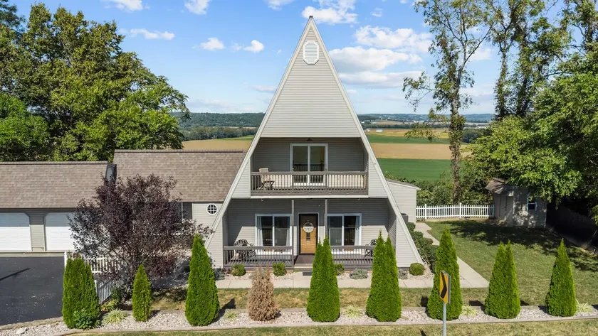 A-Frame Home | Ultimate Retreat in Bourbon Country - Image 1