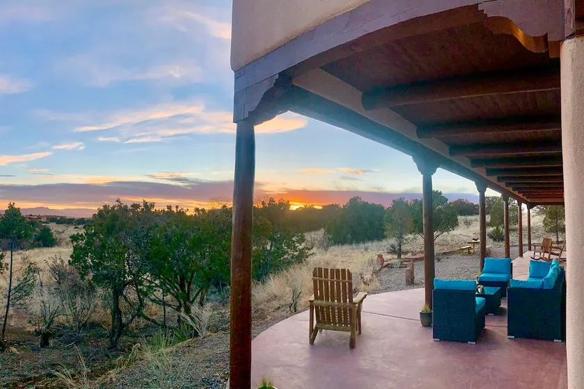 Santa Fe Sanctuary with Views at Every Turn - Image 1