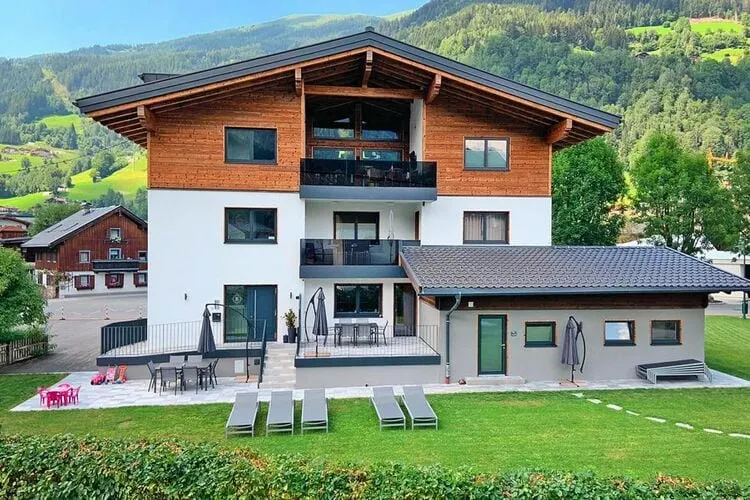 Apartment in Bramberg am Wildkogel with barbecue - Image 1