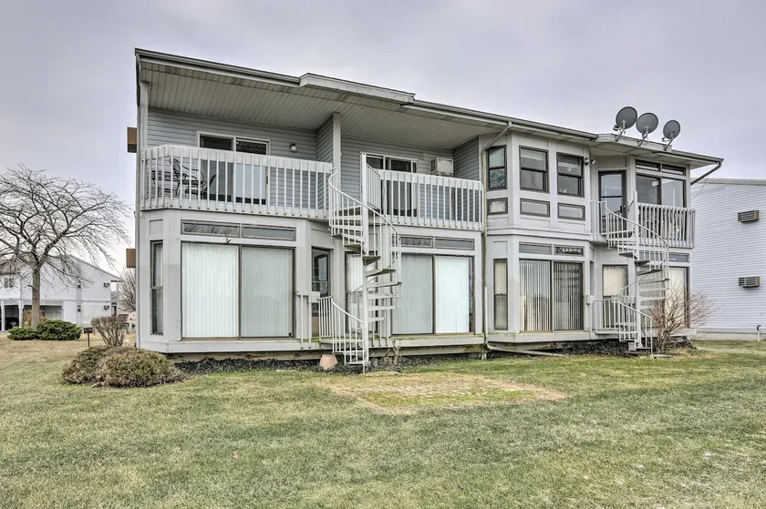 Condo w/ Balcony, Dock & Access to Lake Erie - Image 1