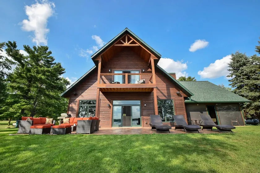 Cabin w/ Gradual Slope to Sandy Bottom Swimming! - Image 1