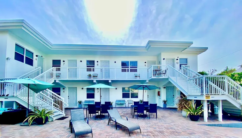 Sunny Family Condo Near Beach - Perfect for Fall - Image 1