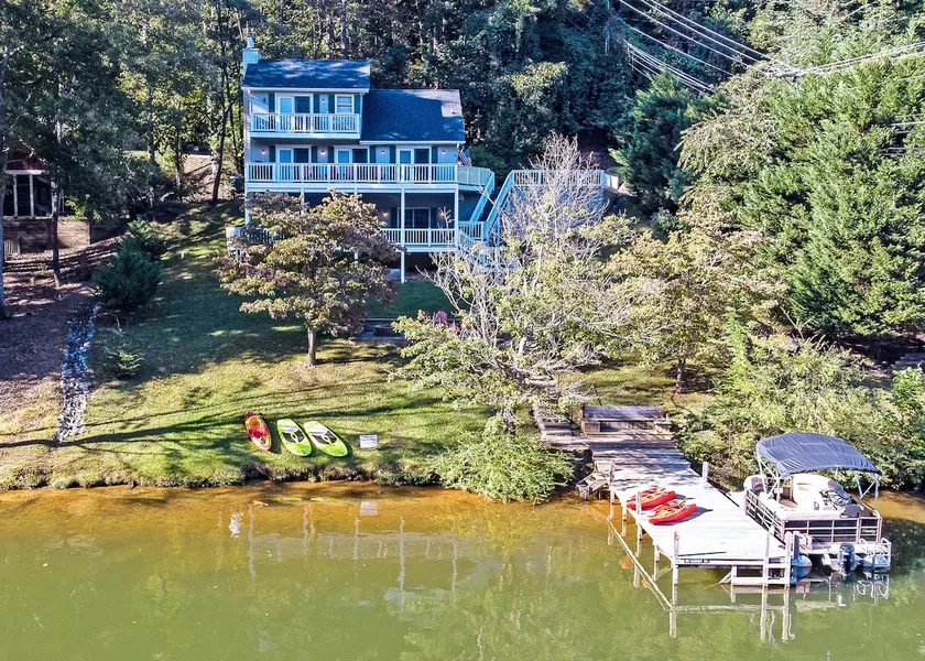 Lake Lure Lakefront-Pontoon Boat, Kayaks, SUPs, Fi - Image 1