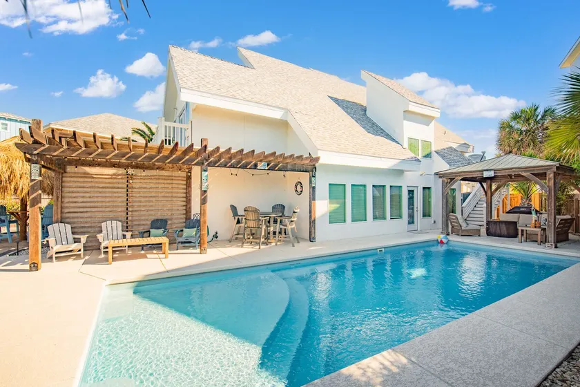 Aqua Dreams | Pool • Game Room • Pets • Boat Park! - Image 1