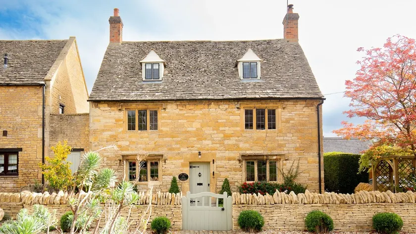 Yew Tree Cottage - Image 1