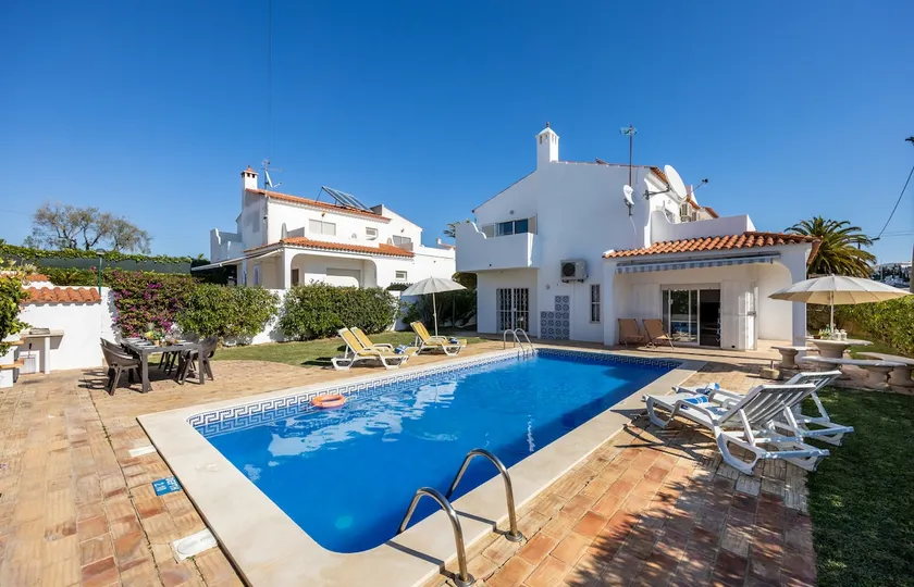Villa dos Netos - Image 1