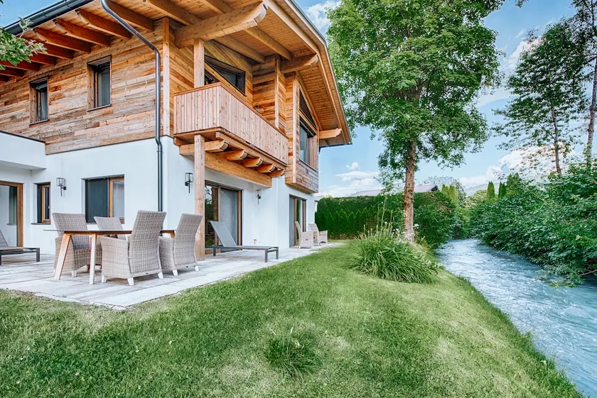Riverside Chalet Alpspitze - Image 1