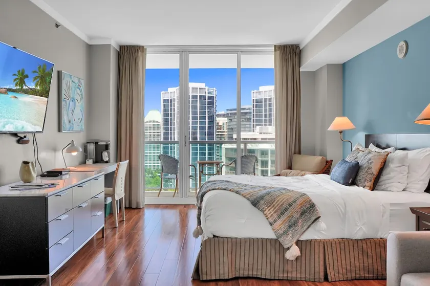 SF Fabulous 2Bedroom in Heart of Grove - Image 1
