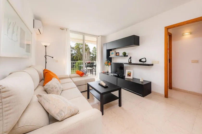 Ferienwohnung 'Angy' mit Garten, Terrasse und WLAN - Image 1