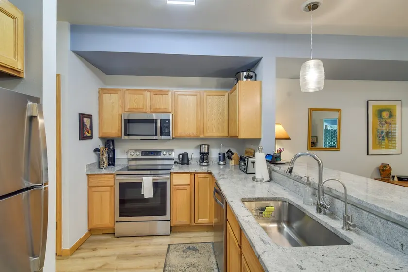 Cozy Vail Valley Townhome - Walk to Riverwalk! - Image 1