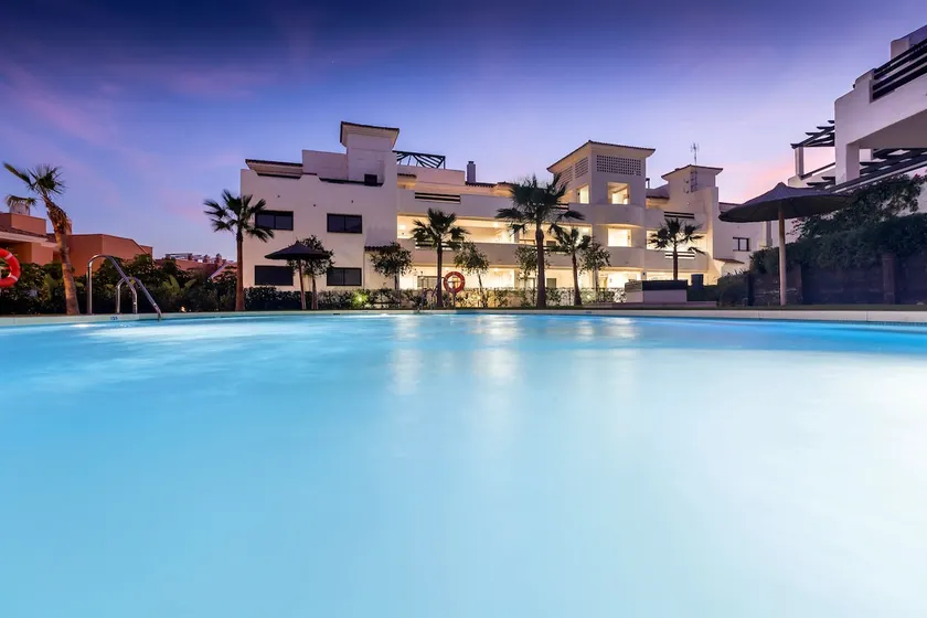 Lotus 2341 Golf beach & swimming pool - Image 1