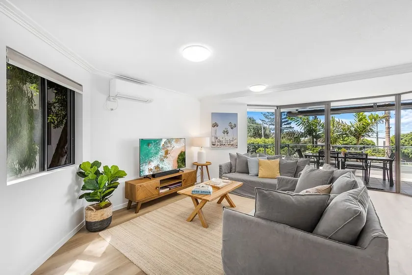 Belmore Palms ~ 2 Min to Surfie, Village & Beach - Image 1