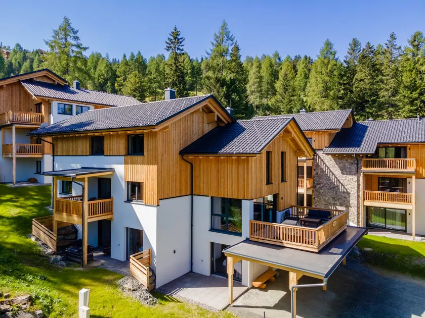 Lavish chalet with finnish sauna - Image 1