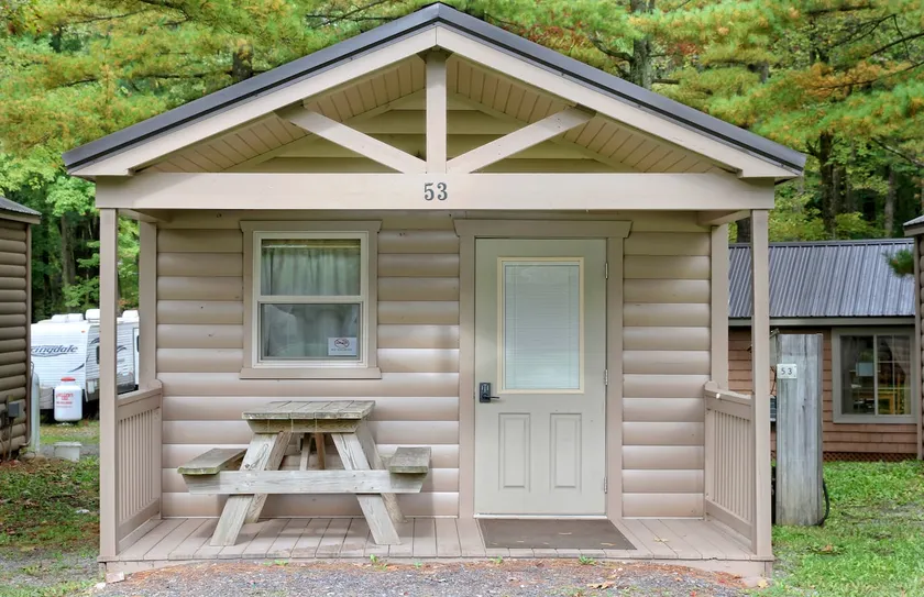 Peaceful Studio Cabin 45 - Image 1