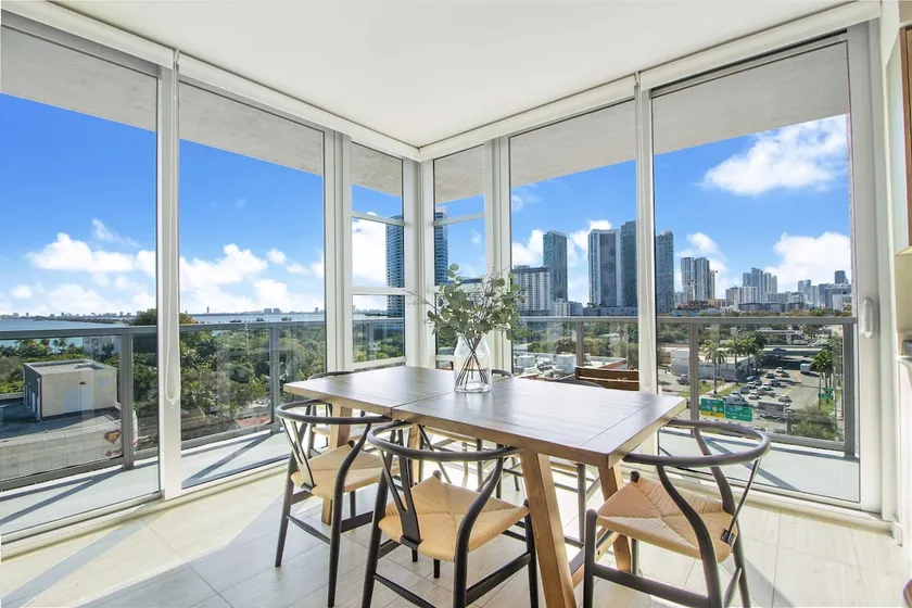 Amazing Ocean Views  2/2 Condo, Best Location - Image 1