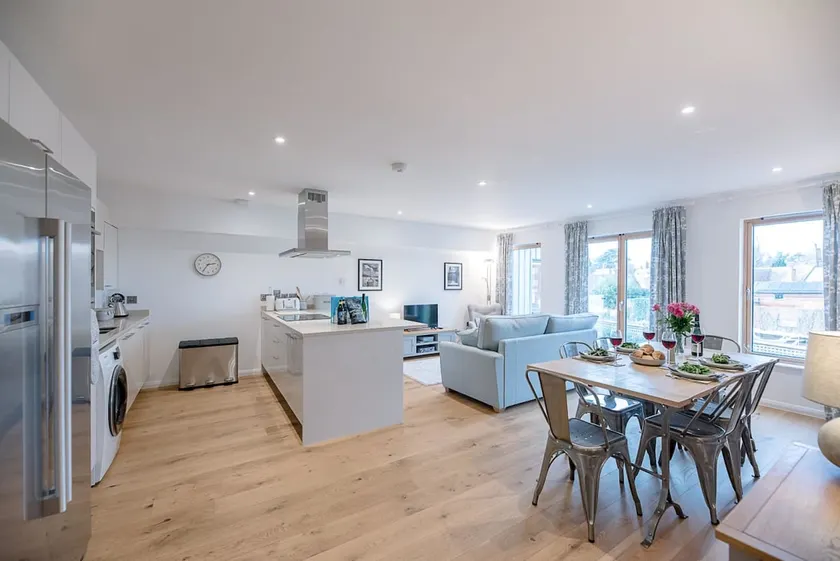 2 Deben Wharf, Woodbridge - Image 1