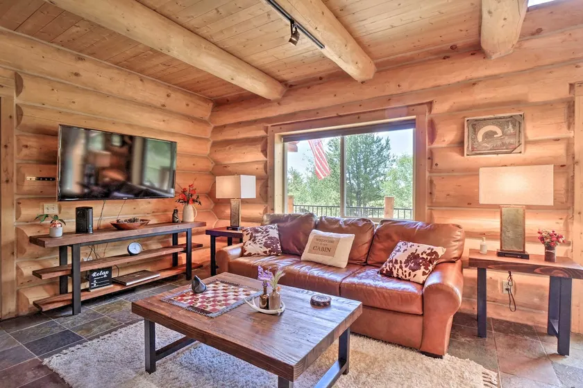 Chic Fairplay Cabin with Deck & Mountain Views! - Image 1