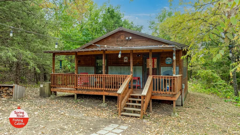 Spring River Fishing Cabins #2 - Dogwood - Dogs ok - Image 1