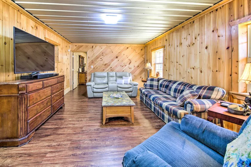 Pet-Friendly Ellijay Escape w/ Yard & Grill! - Image 1