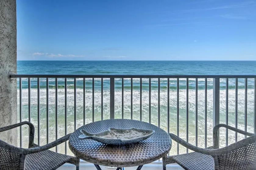 Walk to Ocean: Bright Daytona Beach Condo! - Image 1