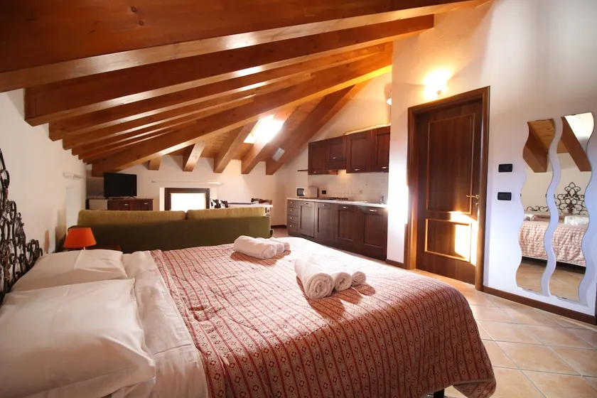 Aquila Residence - Mono Corno Bussola - Image 1