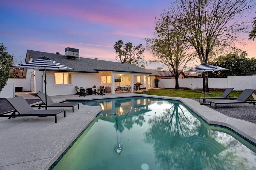 Slice Of Paradise, Remodel w FREE Heated Pool - Image 1