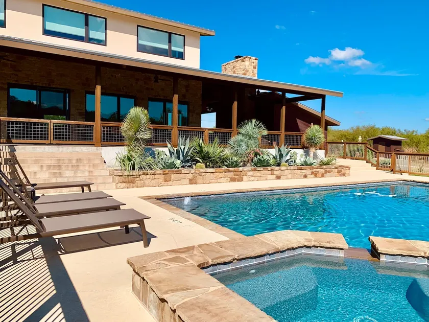 Large Luxury Blanco Riverfront Home with Pool - Image 1