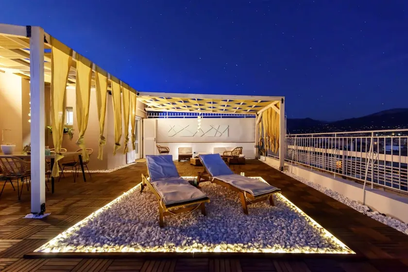 City Skyloft - Top location & Private Roof Garden - Image 1
