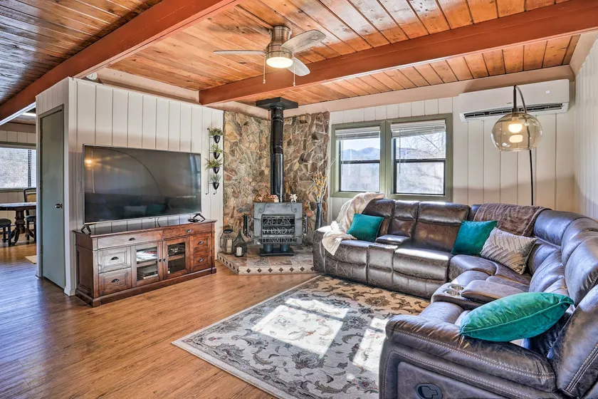 Close to Hiking & Dtwn: Mtn-View Prescott Home! - Image 1