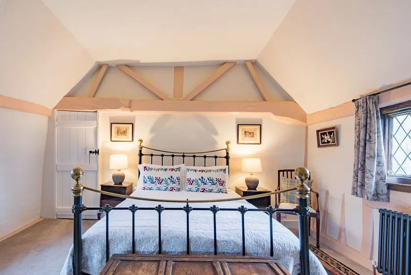 Bonnington Cottage by Bloom Stays - sleeps 4 guests  in 2 bedrooms - Image 1