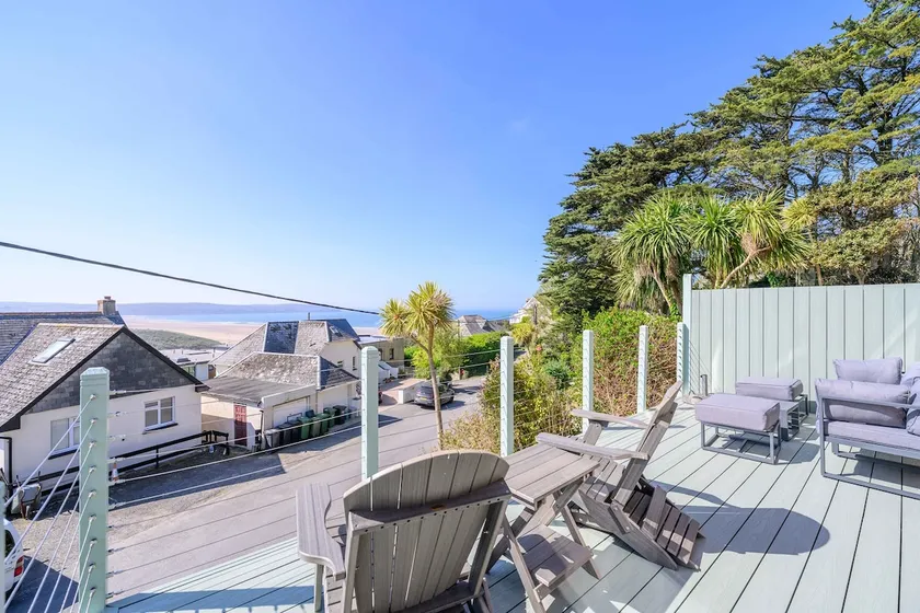 Pandora Court Apartment 2 - Image 1