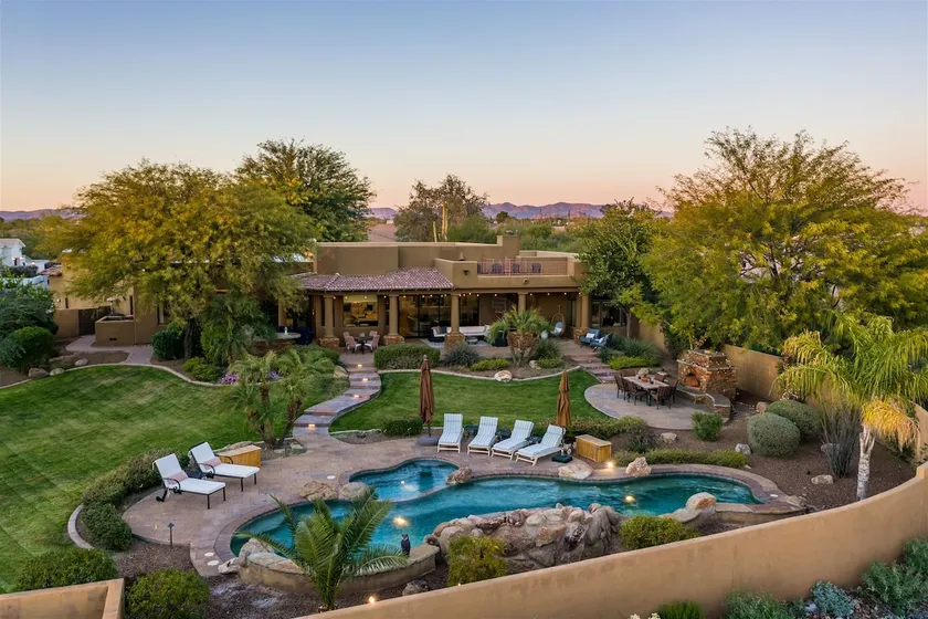 Stylish Arizona Abode - Desert Oasis w/ sprawling mtn views - Image 1