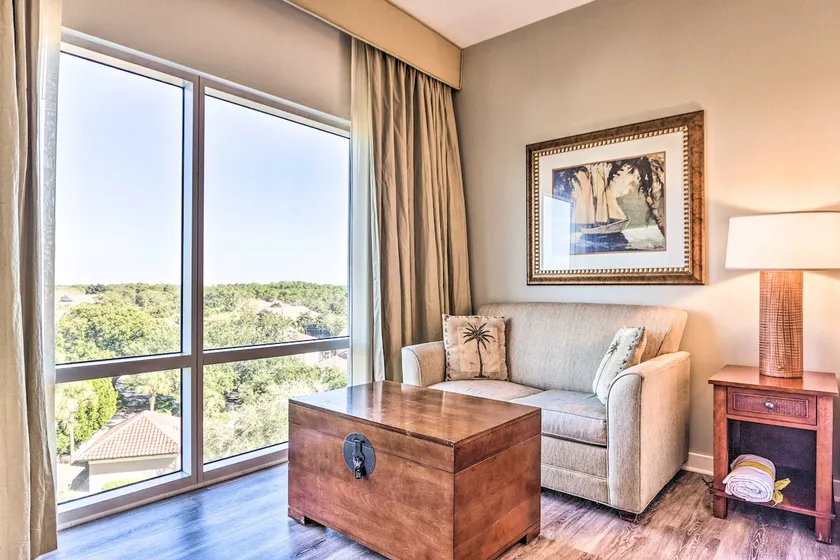 Studio w/ Pool Access - Walk to Miramar Beach! - Image 1