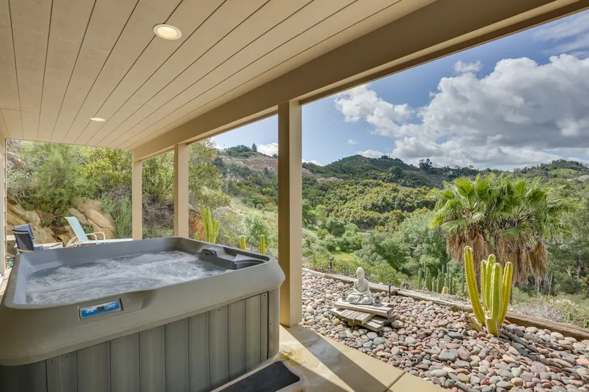 Hot Tub + Balcony: Rainbow Retreat Near Wineries! - Image 1