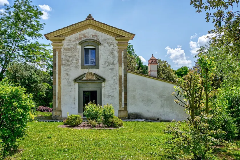 Villa La Pieve - une ancienne église transformée en une villa accueillante et charmante - Image 1