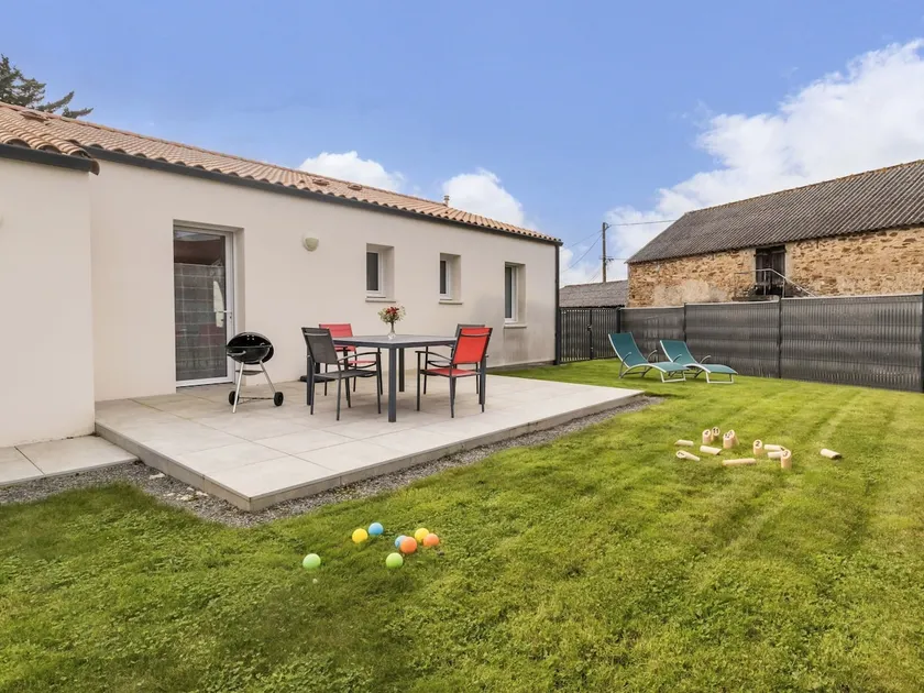 Gite Saint-Philbert-de-Grand-Lieu, 2 bedrooms, 4 p - Image 1