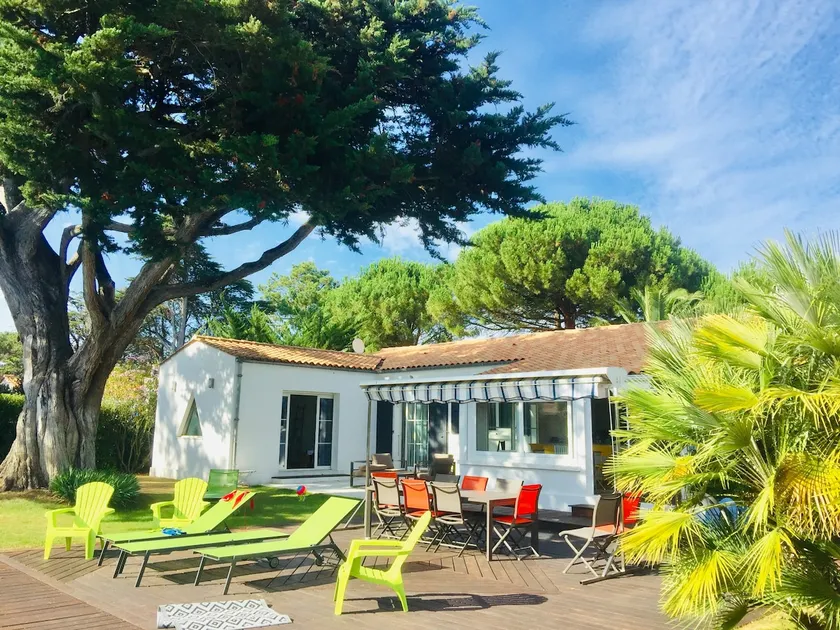 La Taniere, piscine et 300m de la mer - Image 1