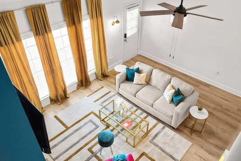 BR Stylish Retreat w/ Fenced Patio! 2K Lux Stay! - Image 1