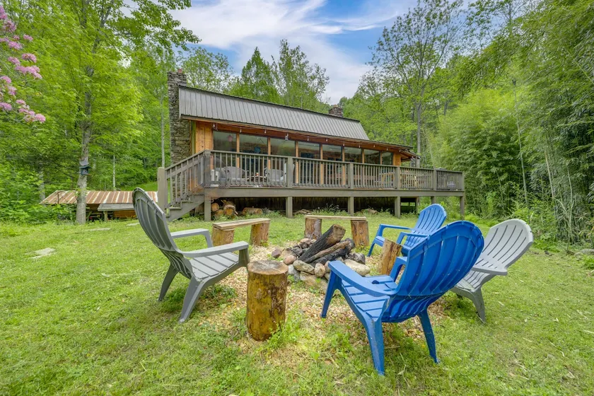 Hot Tub, Fire Pit: Waynesville Getaway Near Hiking - Image 1